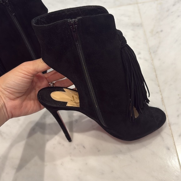 💯 authentic Christian Louboutin peep toe suede booties ankle boots - Picture 5 of 7